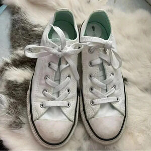Converse All Star White Sneakers Low Top - Women's/Youth Size 3